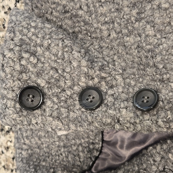 H&M TEXTURED GREY BOUCLE WOOL BLEND LONG COAT. SIZE 6. - Picture 9 of 10